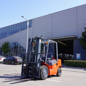 3.5-ton diesel forklift, with customizable lifting height CPC35